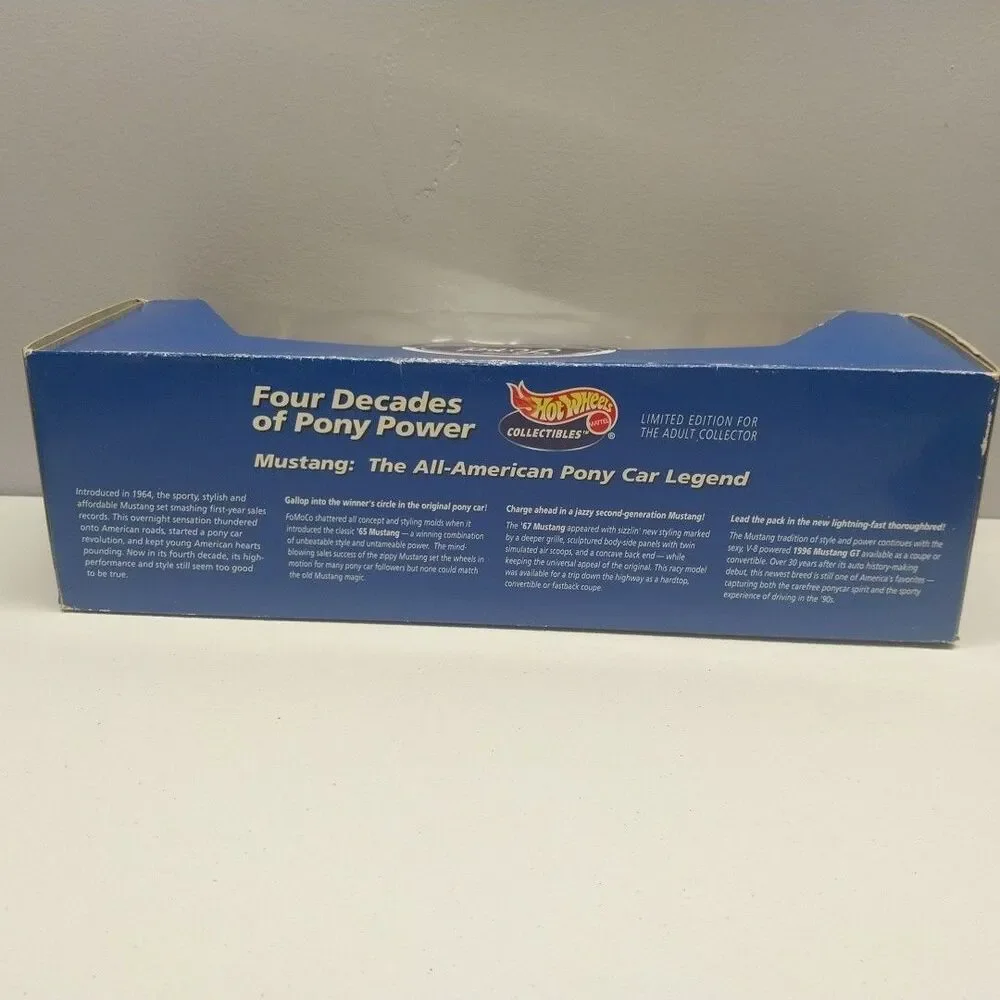 Hot Wheels Ford Four Decades of Pony Power Mustang 3 Car Gift Set Diecast 1:64